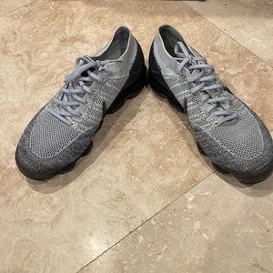 Nike vapor max version 1, air max 95 color way size 13